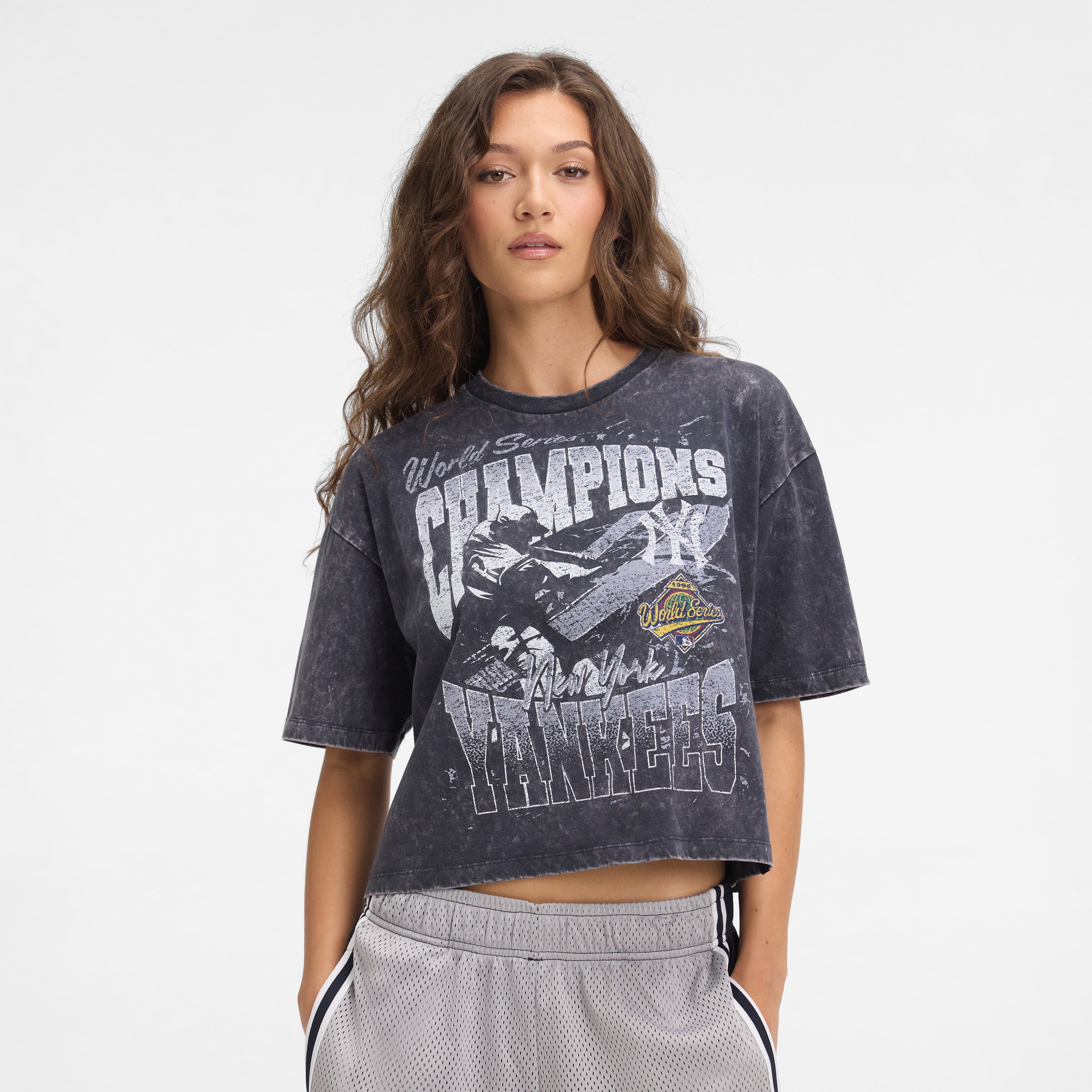 Alternative view of Atlanta Braves Sport Classics Women's Cropped T-Shirt