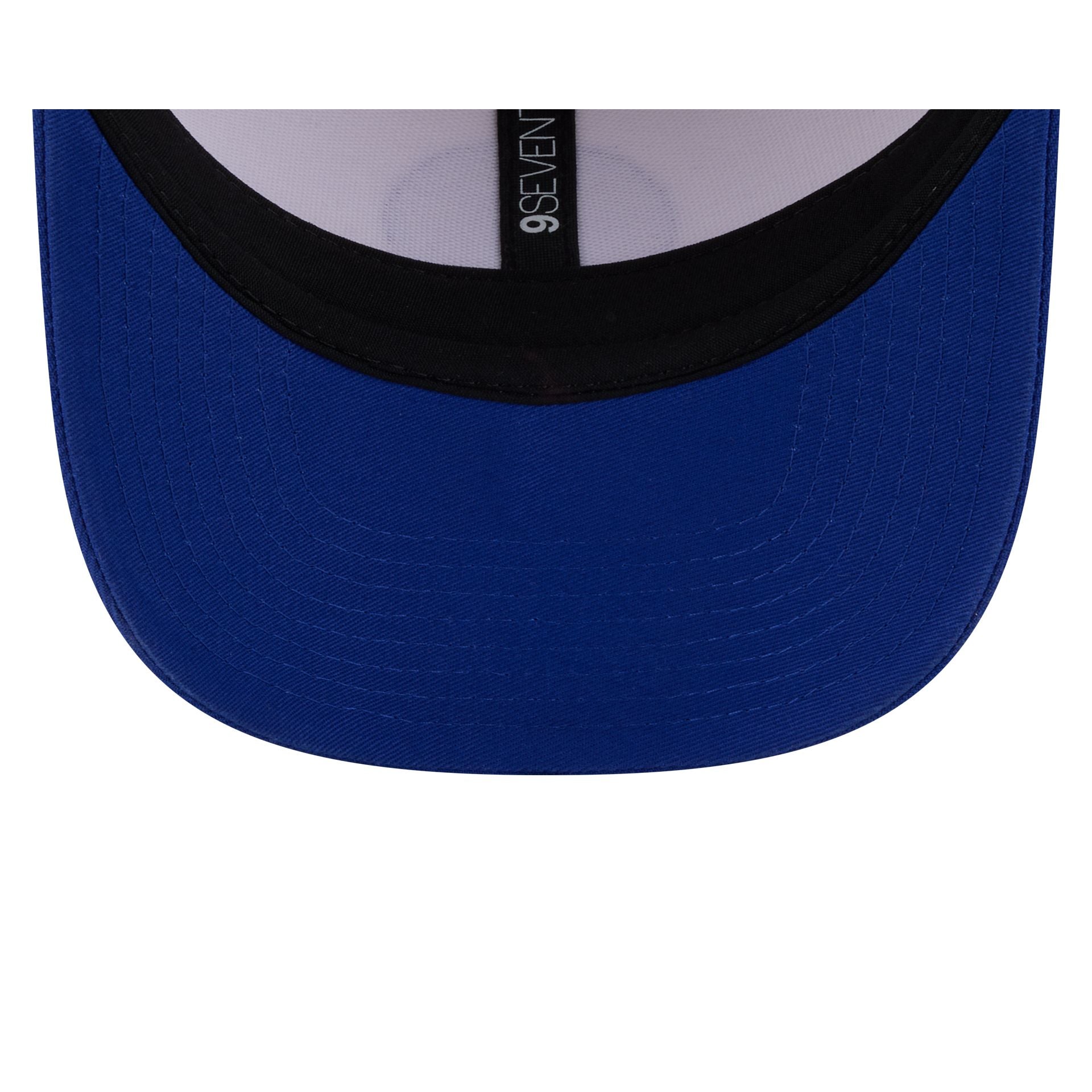 New York Knicks Loyal Corduroy 9Seventy Stretch-Snap Hat - Image 7