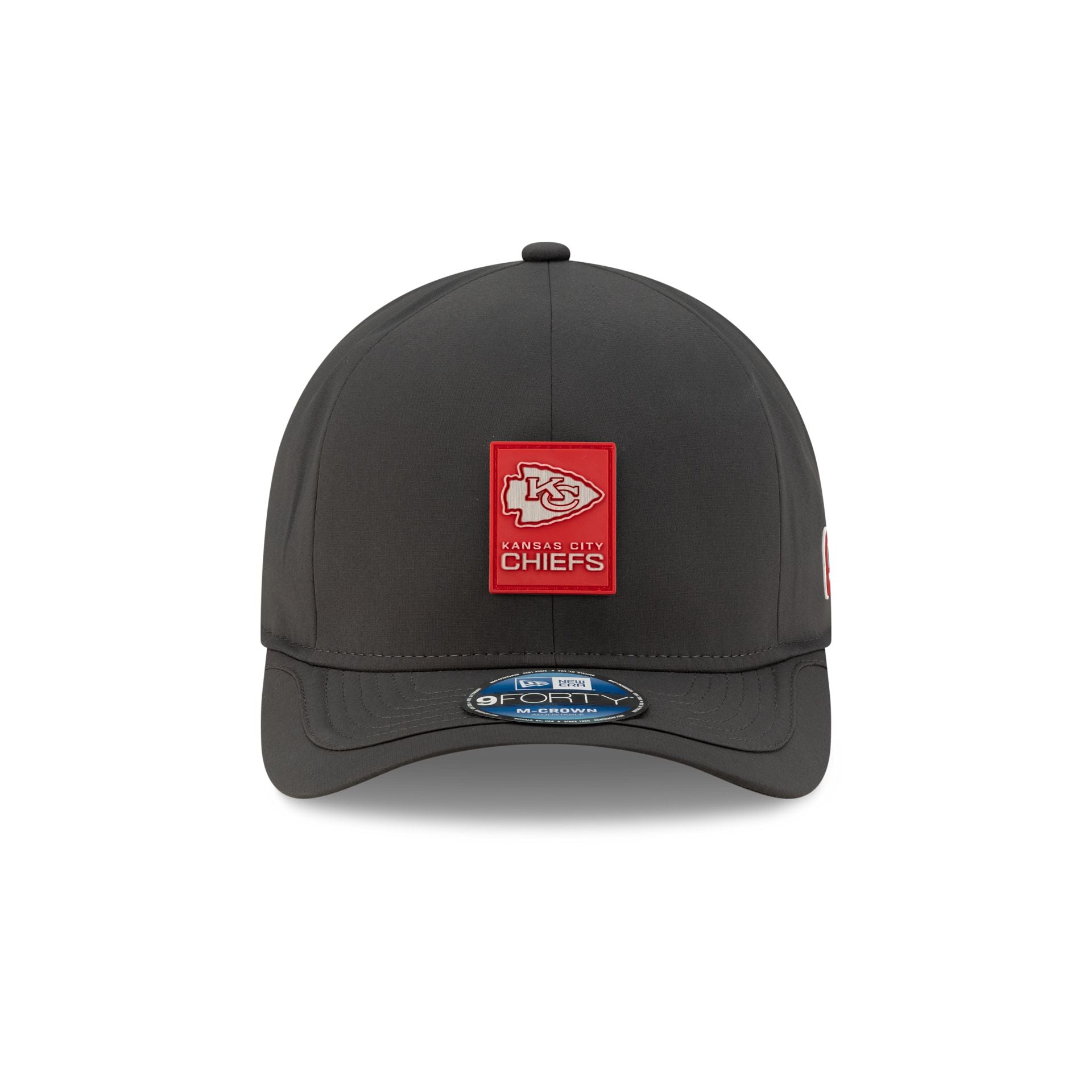 Alternative view of Kansas City Chiefs 2025 Sideline Cold Weather Steel Clouds 9Forty M-Crown Snapback Hat