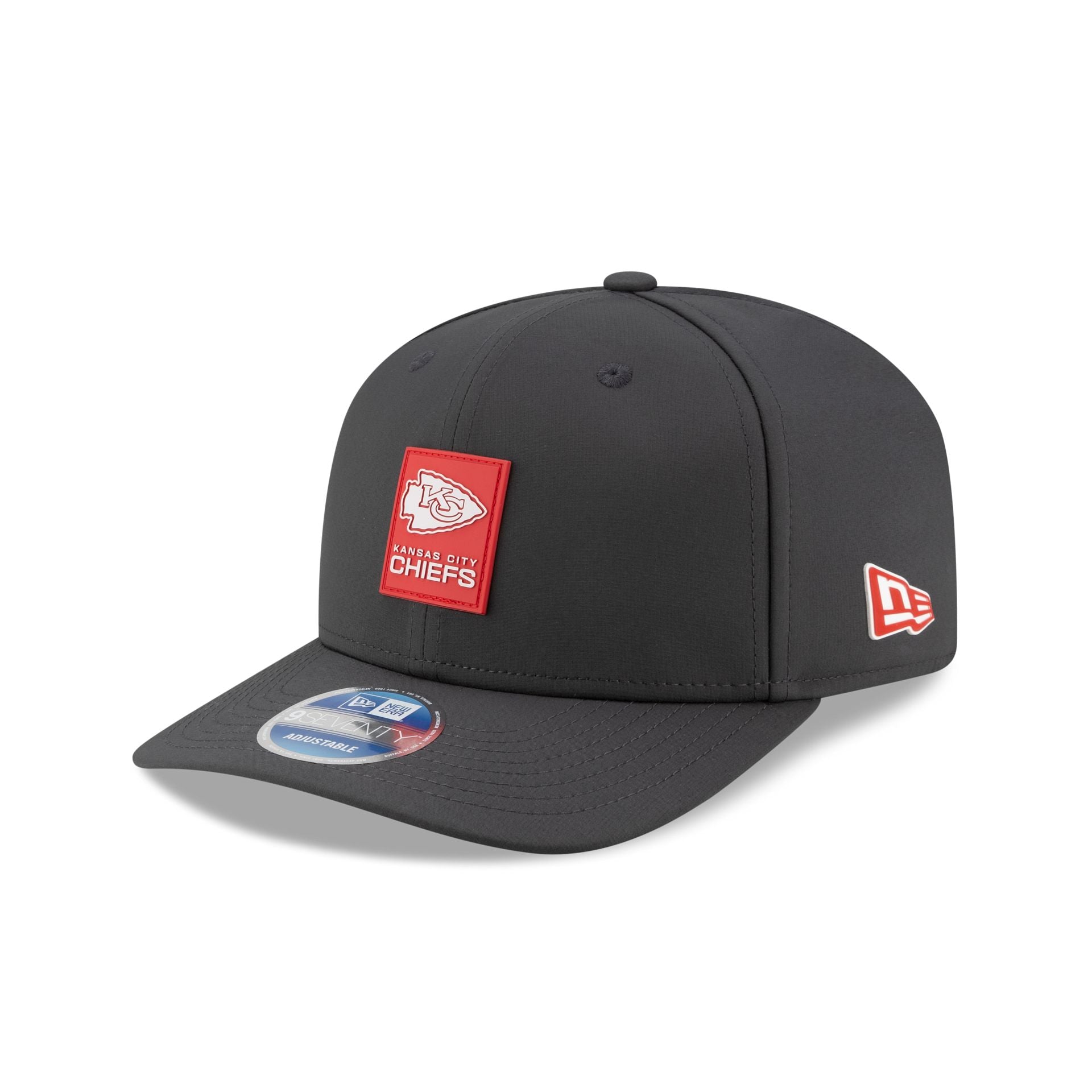 Alternative view of Kansas City Chiefs 2025 Sideline Cold Weather Steel Clouds 9Seventy Stretch-Snap Hat
