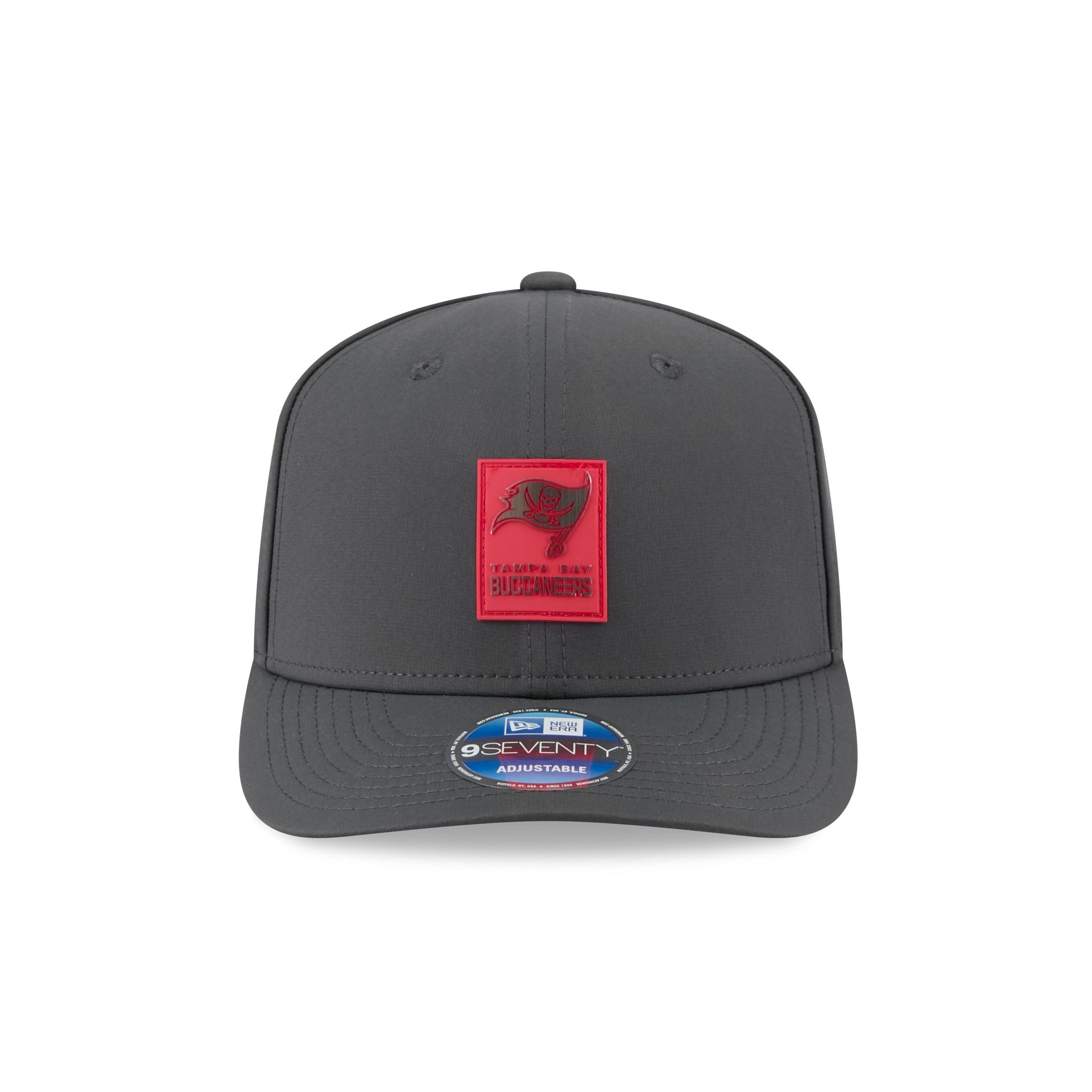 Alternative view of Tampa Bay Buccaneers 2025 Sideline Cold Weather Steel Clouds 9Seventy Stretch-Snap Hat