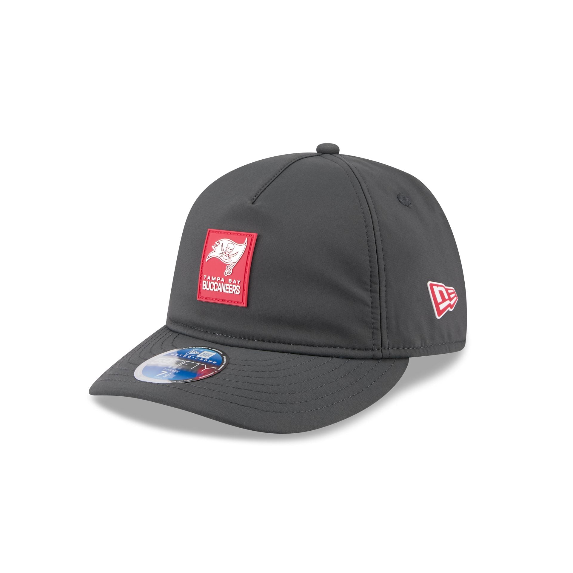 Tampa Bay Buccaneers 2025 Sideline Cold Weather Steel Clouds Retro Crown 59Fifty A-Frame Fitted Hat