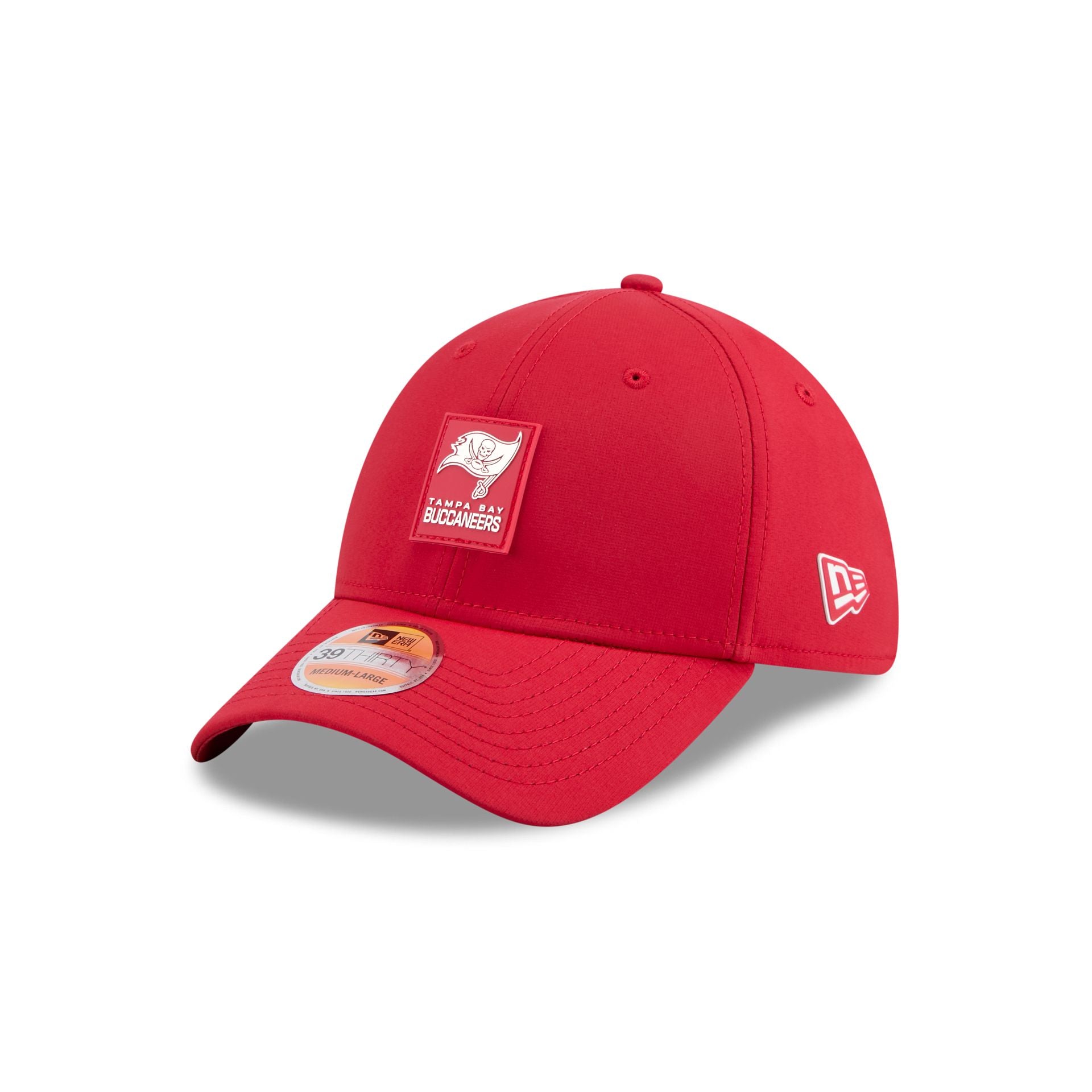 Alternative view of Tampa Bay Buccaneers 2025 Sideline Hot Weather 39Thirty Stretch Fit Hat