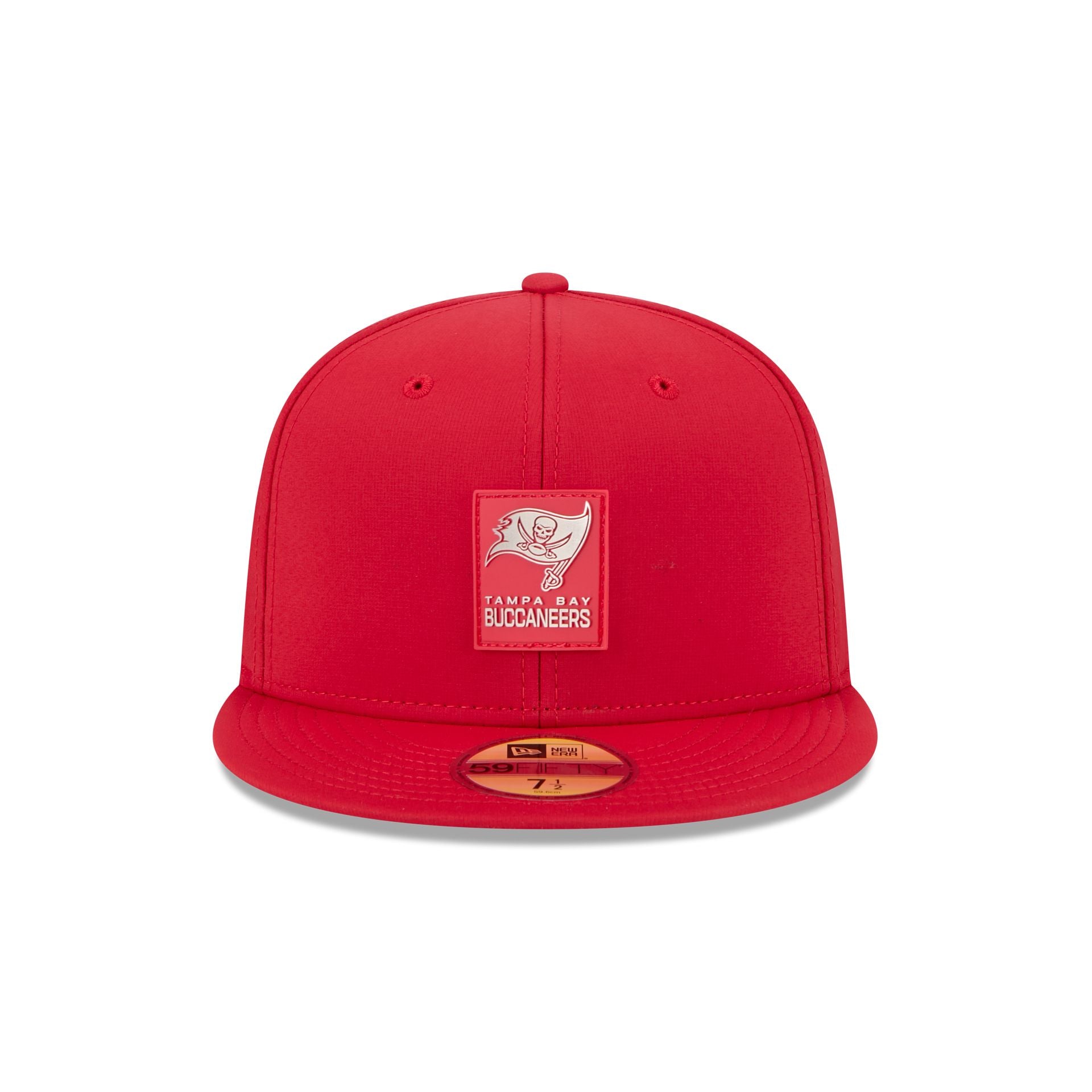 Alternative view of Tampa Bay Buccaneers 2025 Sideline Hot Weather 59Fifty Fitted Hat
