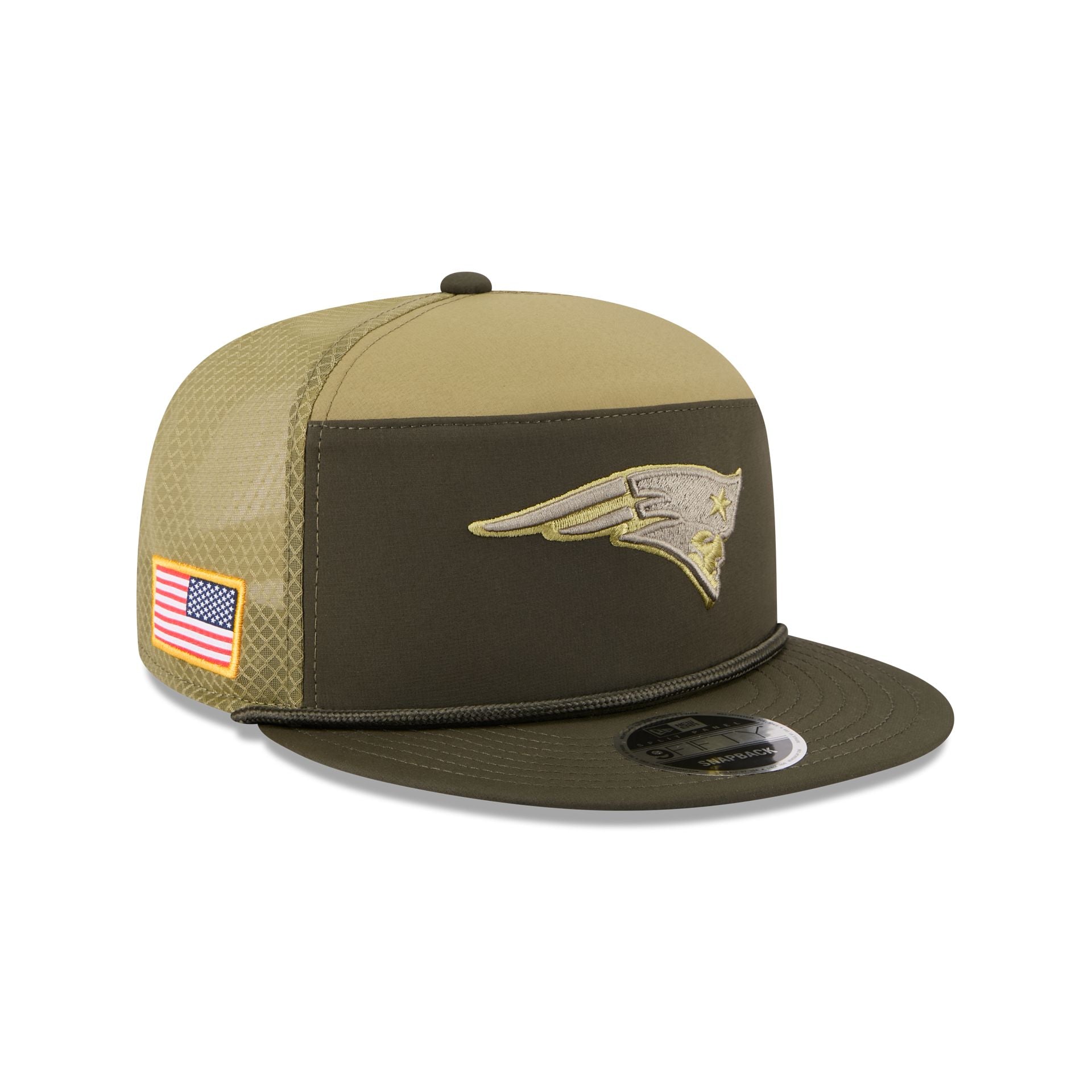 New England Patriots 2025 Salute To Service Split Panel 9Fifty Trucker Hat