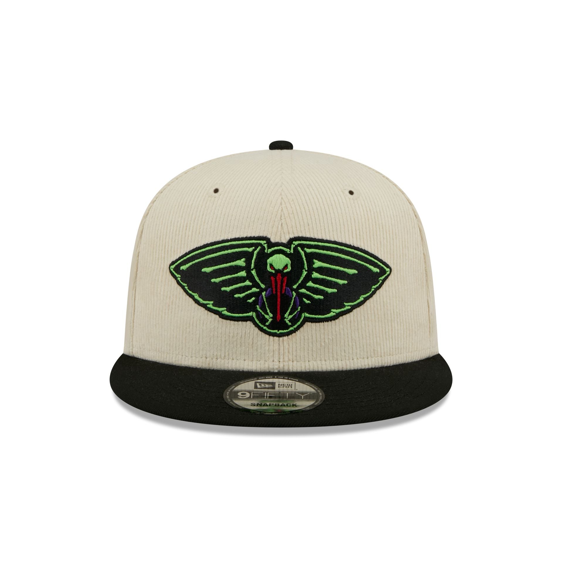 Alternative view of New Orleans Pelicans 2025 City Edition Chrome White Corduroy 9Fifty Snapback Hat
