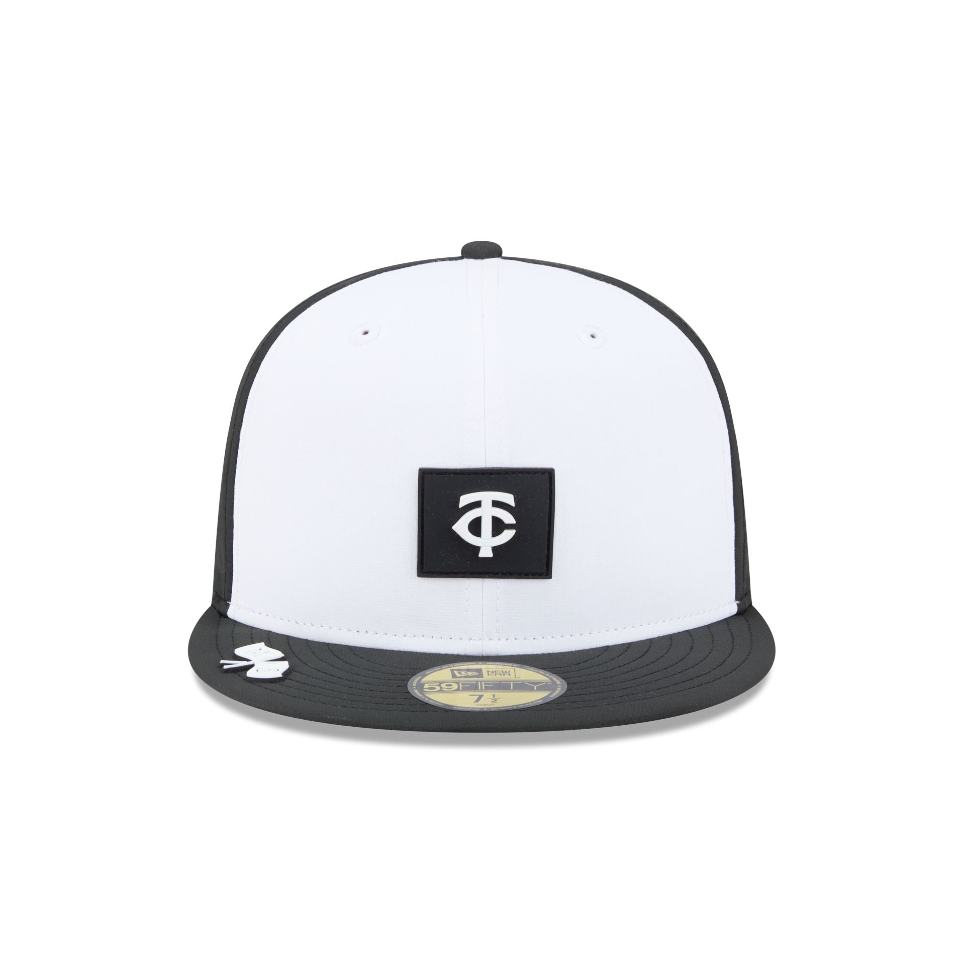 Alternative view of Minnesota Twins 2026 Clubhouse Black & White 59Fifty Fitted Hat