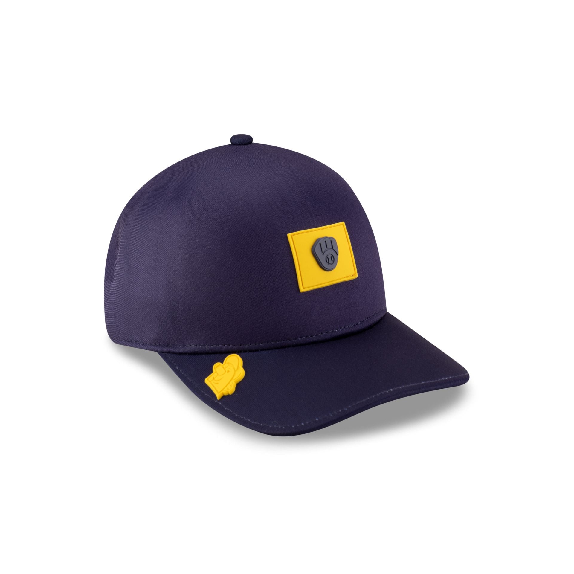 Milwaukee Brewers 2026 Clubhouse Shadow Tech 39Thirty Infinity Stretch Fit Hat