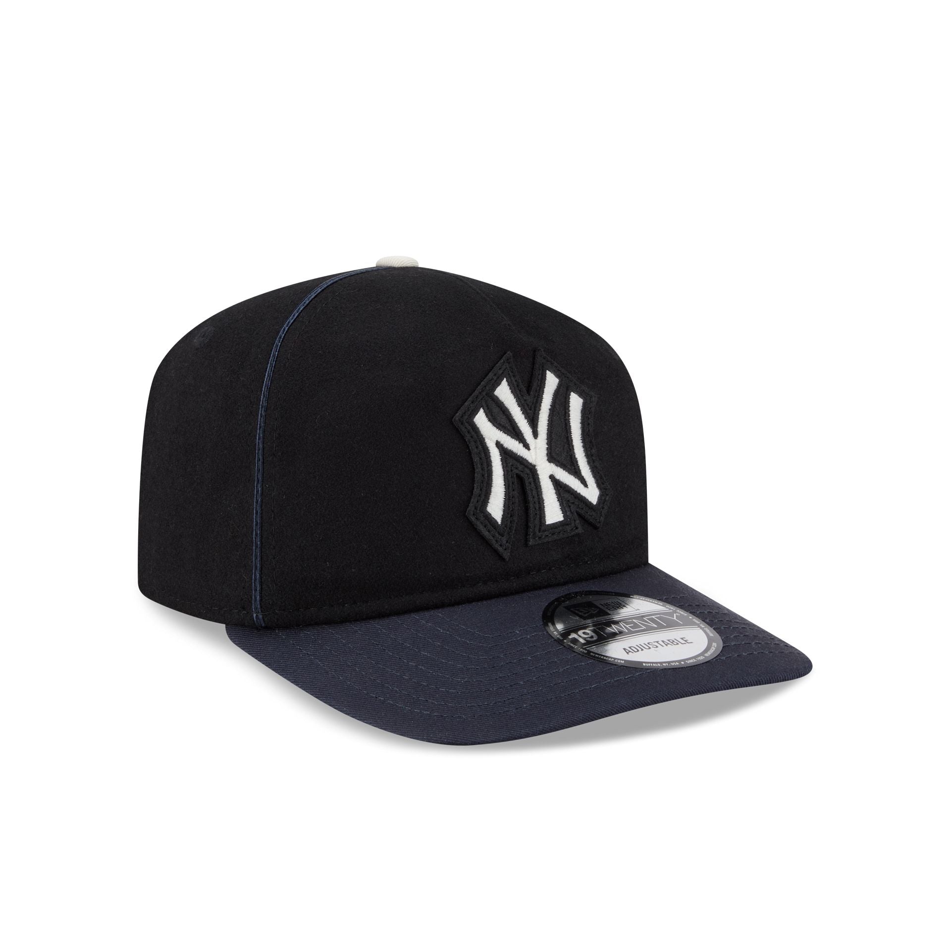New York Yankees Felt Logo 19Twenty Adjustable Hat - Image 3
