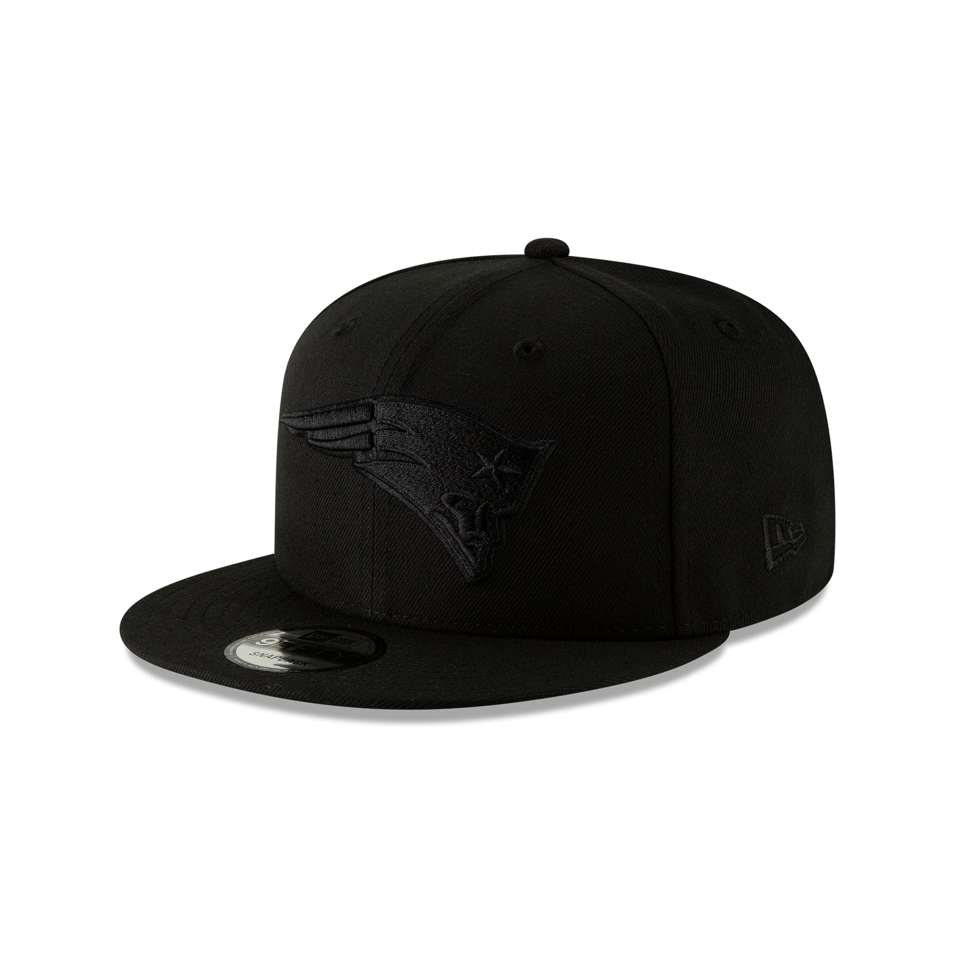 New England Patriots Basic Black On Black 9Fifty Snapback