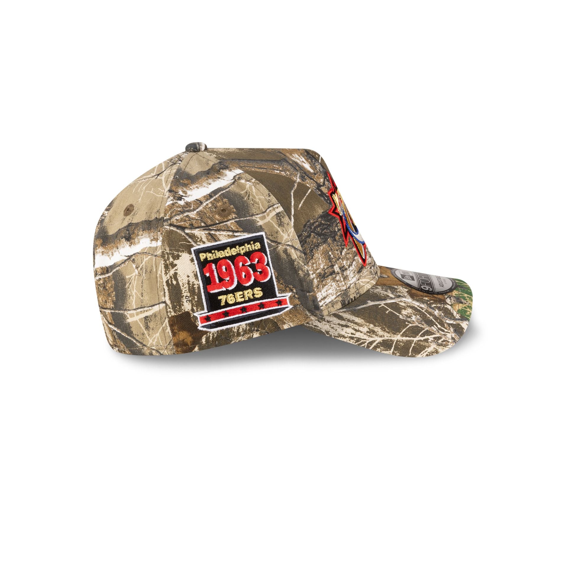 Philadelphia 76Ers 1997-2009 Hardwood Classics Realtree 9Forty A-Frame Snapback Hat - Image 4
