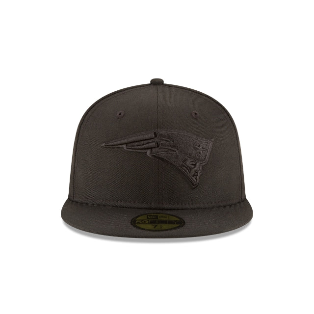 Alternative view of New England Patriots Black On Black 59Fifty Fitted Hat