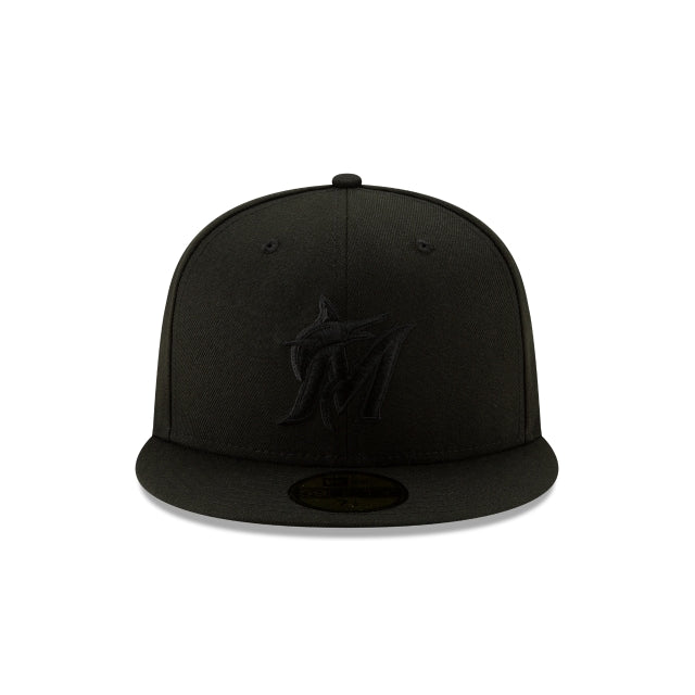 Alternative view of Miami Marlins 2019 Blackout Basic 59Fifty Fitted Hat