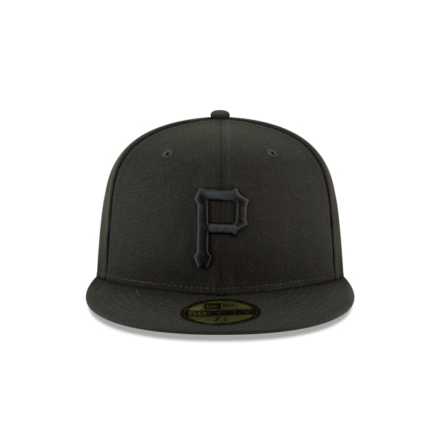 Alternative view of Pittsburgh Pirates Blackout Basic 59Fifty Fitted Hat