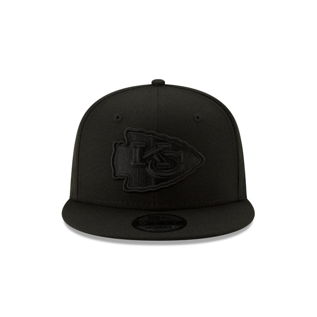 Alternative view of Kansas City Chiefs Basic Black On Black 9Fifty Snapback Hat