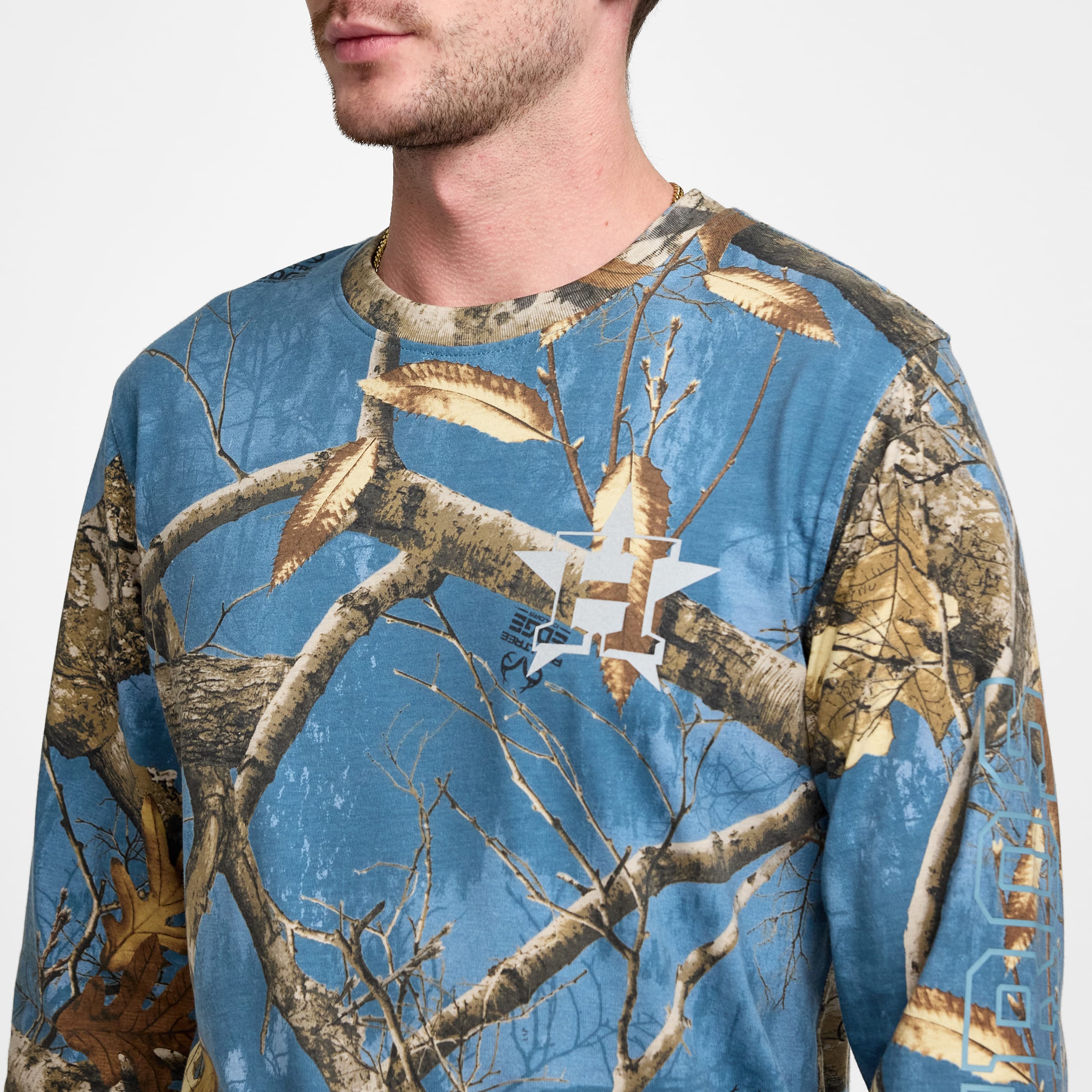 Alternative view of Atlanta Braves Realtree Long Sleeve T-Shirt