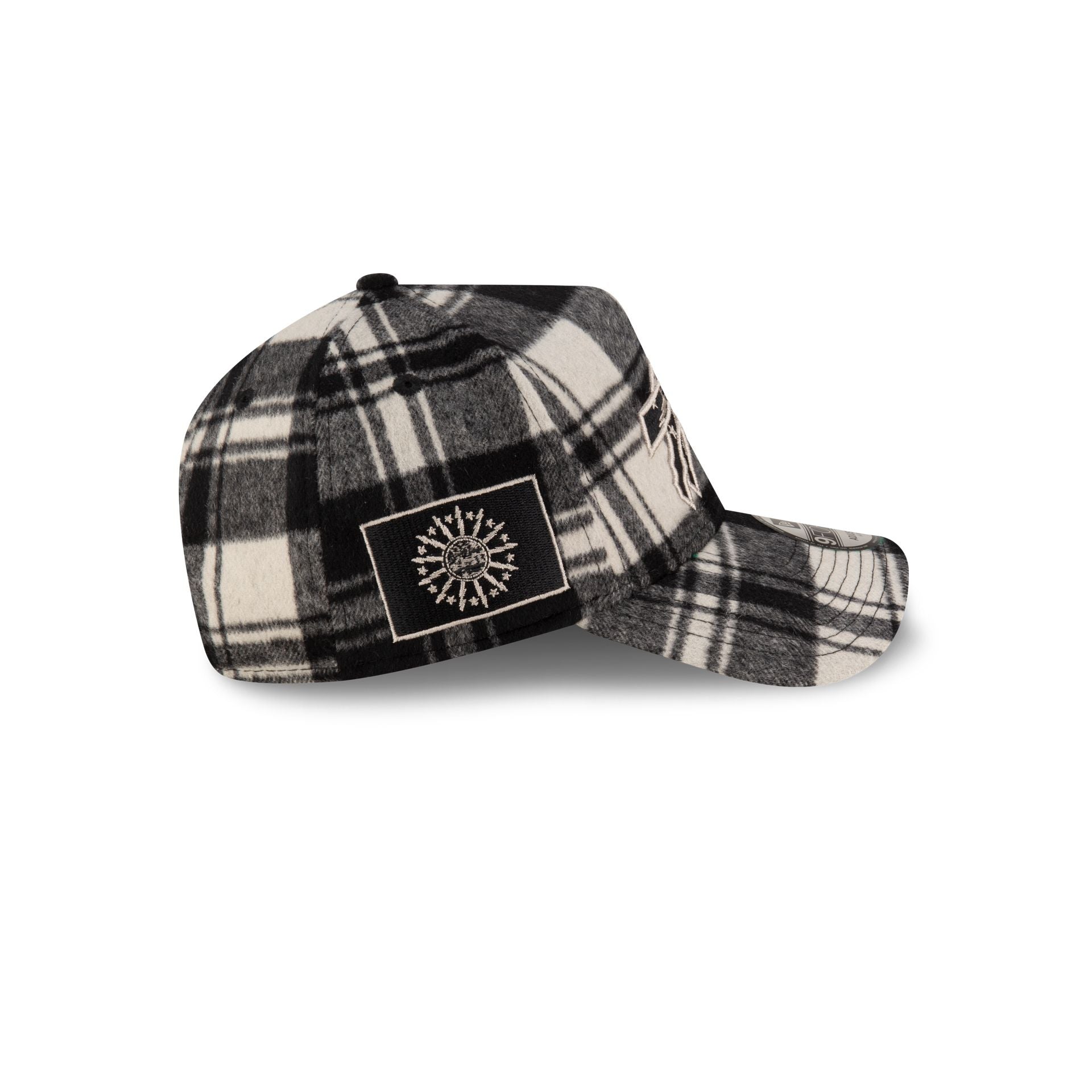 Buffalo Bills Fleece 9Forty A-Frame Snapback Hat - Image 4
