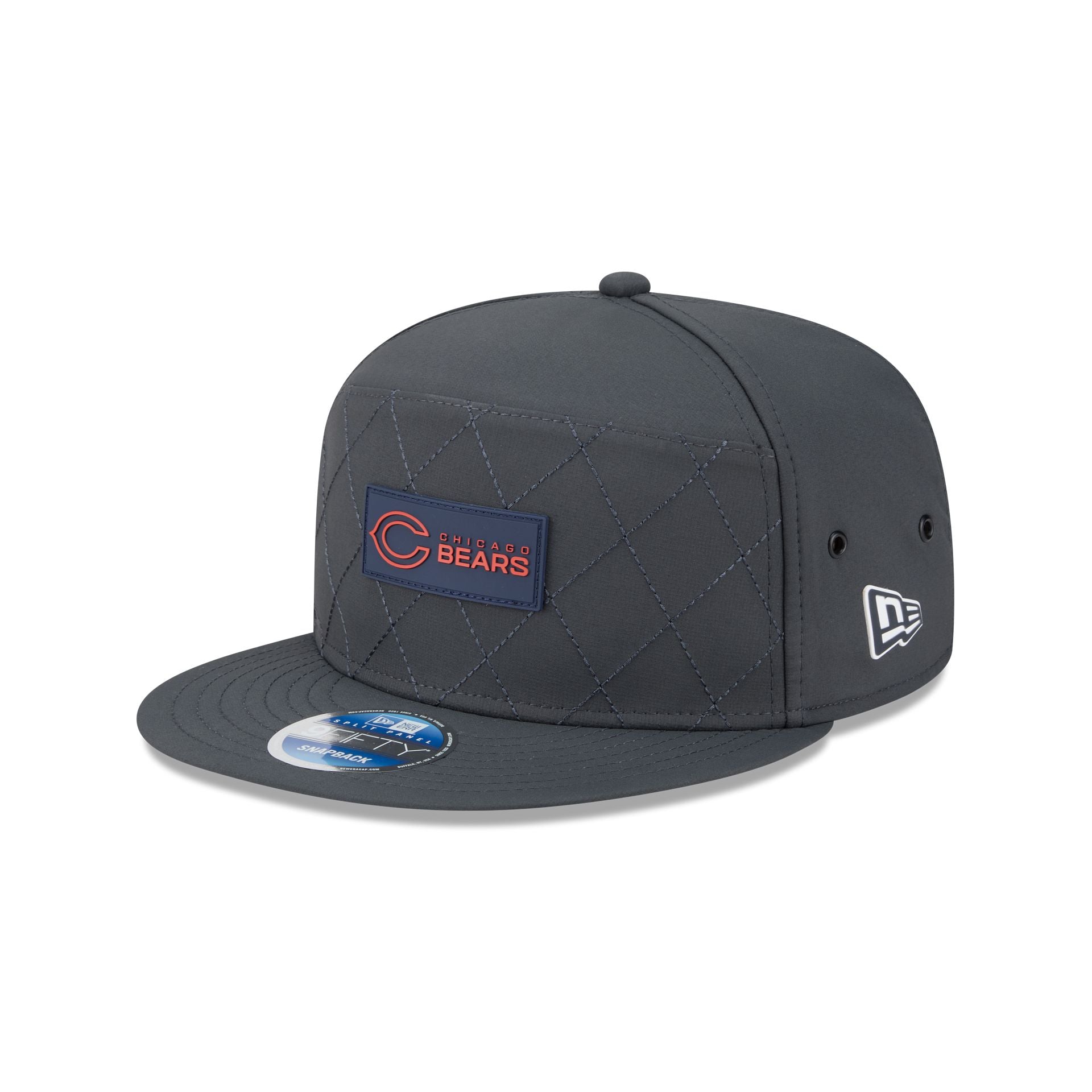 Chicago Bears 2025 Sideline Cold Weather Steel Clouds Split Panel 9Fifty Snapback Hat