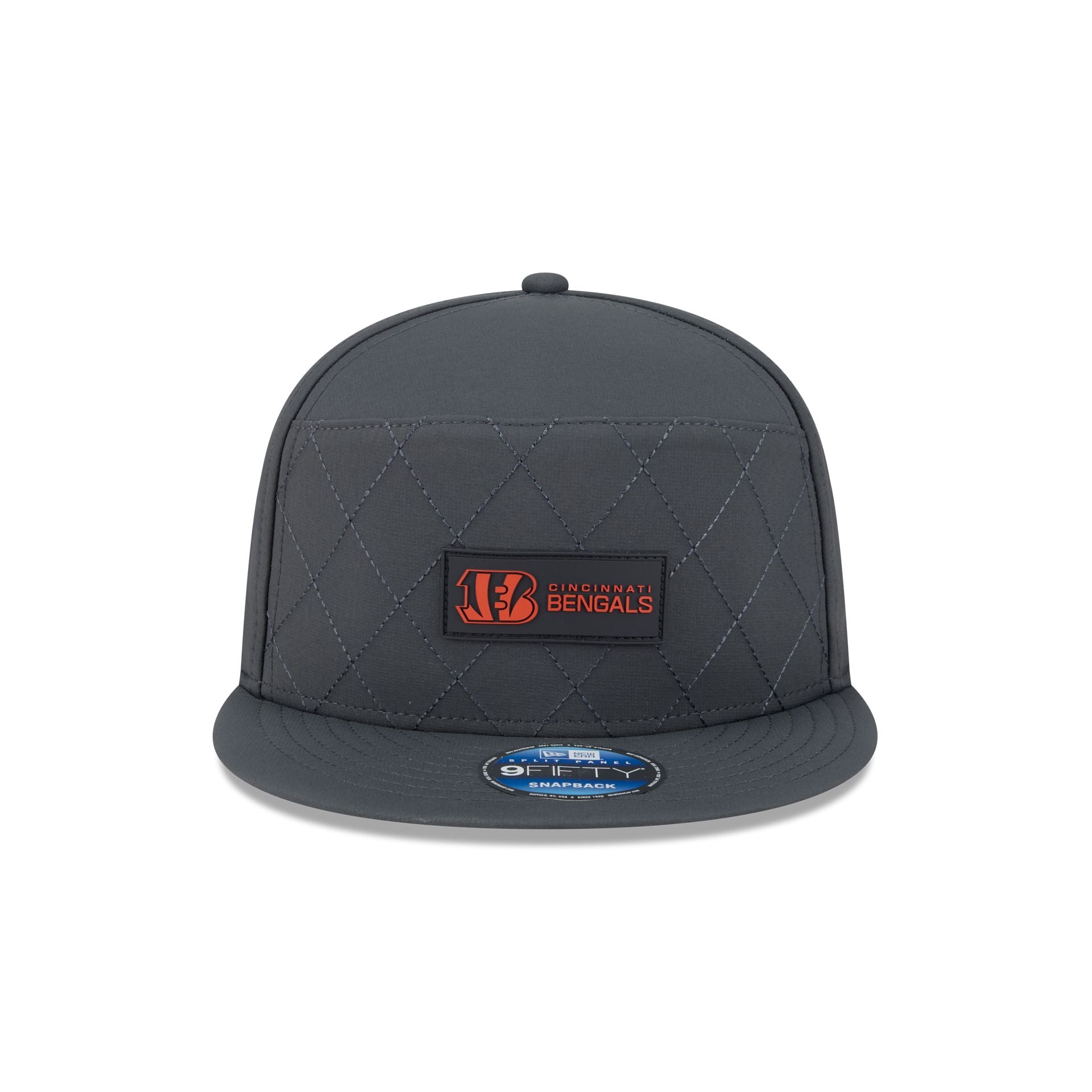 Alternative view of Cincinnati Bengals 2025 Sideline Cold Weather Steel Clouds Split Panel 9Fifty Snapback Hat