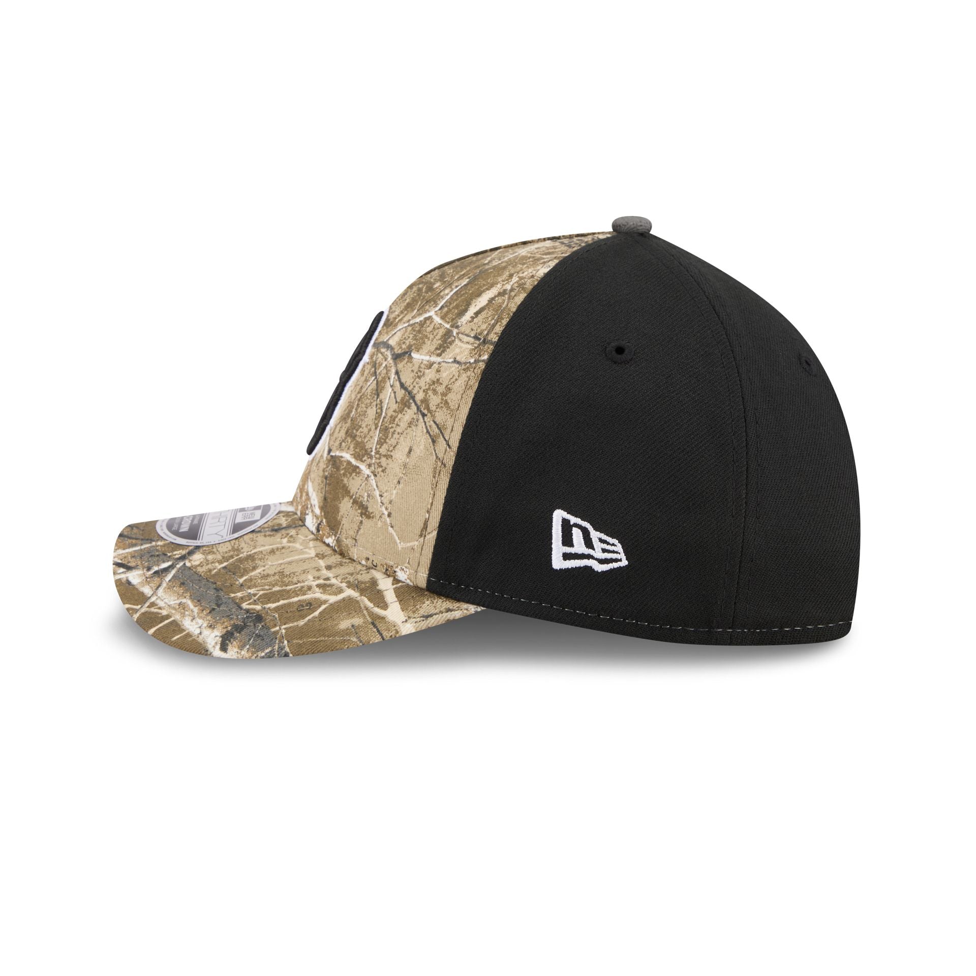 Boston Red Sox Realtree 39Thirty M-Crown A-Frame Stretch Fit Hat - Image 4