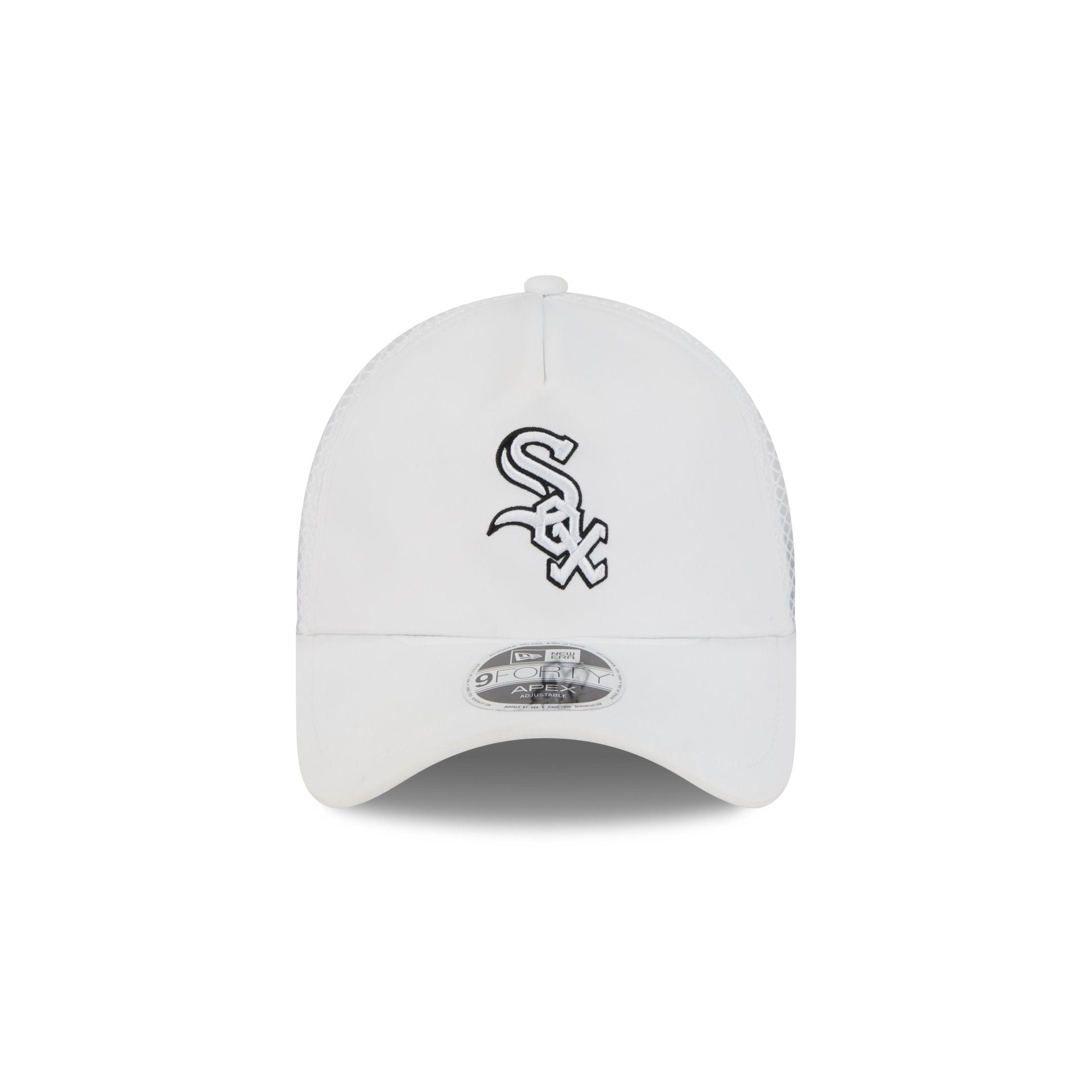 Alternative view of Chicago White Sox 2026 Batting Practice White 9Forty Apex Trucker Hat