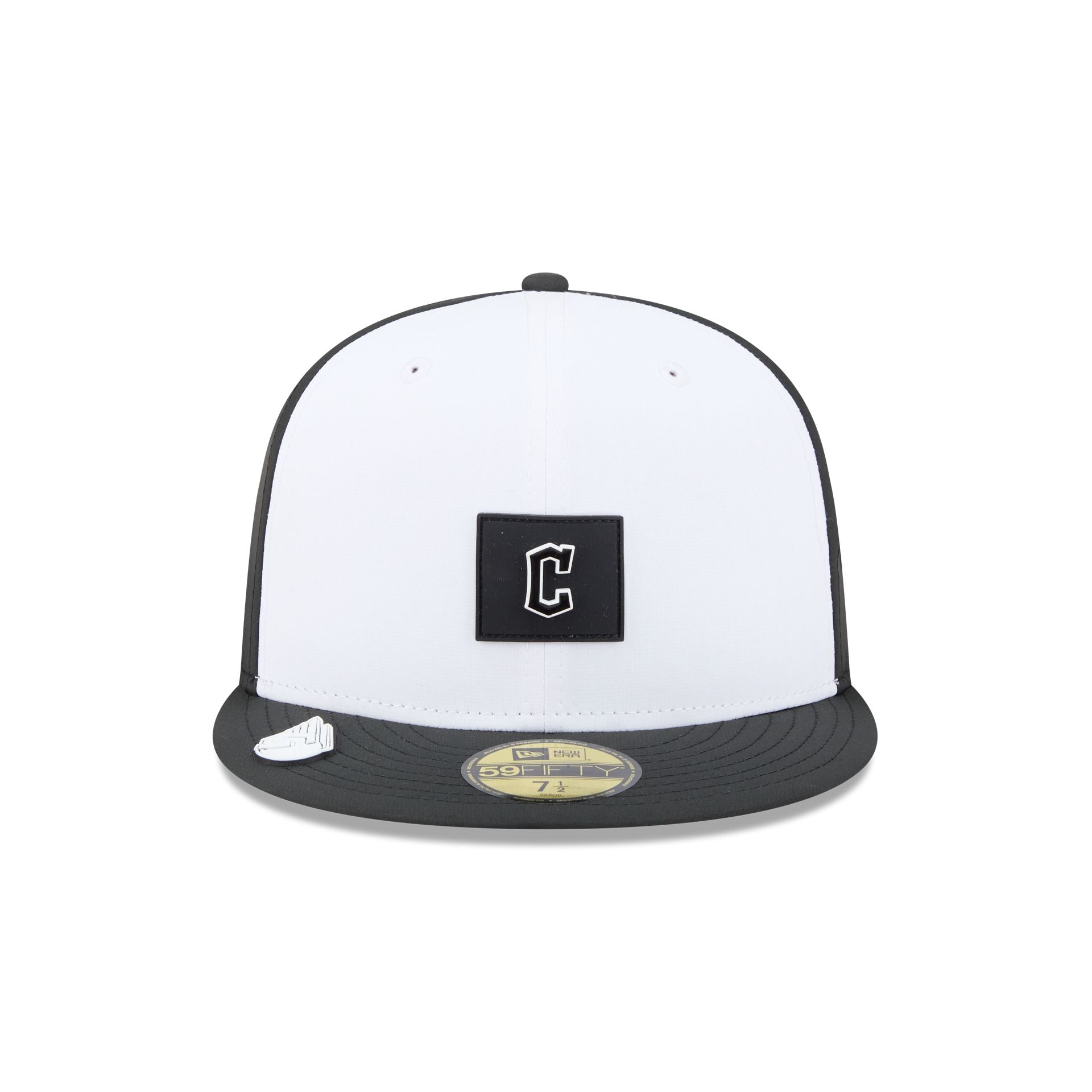 Alternative view of Cleveland Guardians 2026 Clubhouse Black & White 59Fifty Fitted Hat