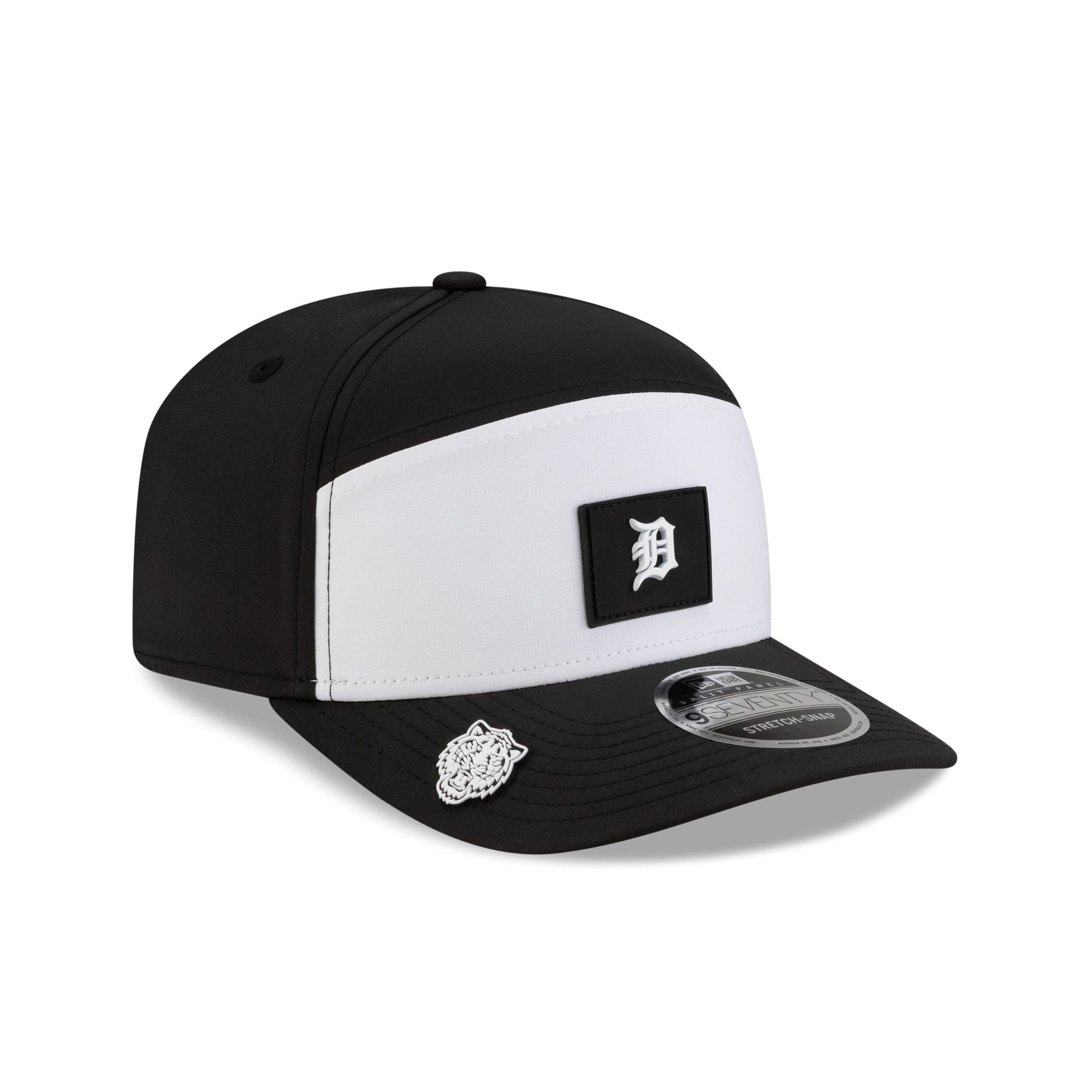 Detroit Tigers 2026 Clubhouse Black & White Split Panel 9Seventy Stretch-Snap Hat