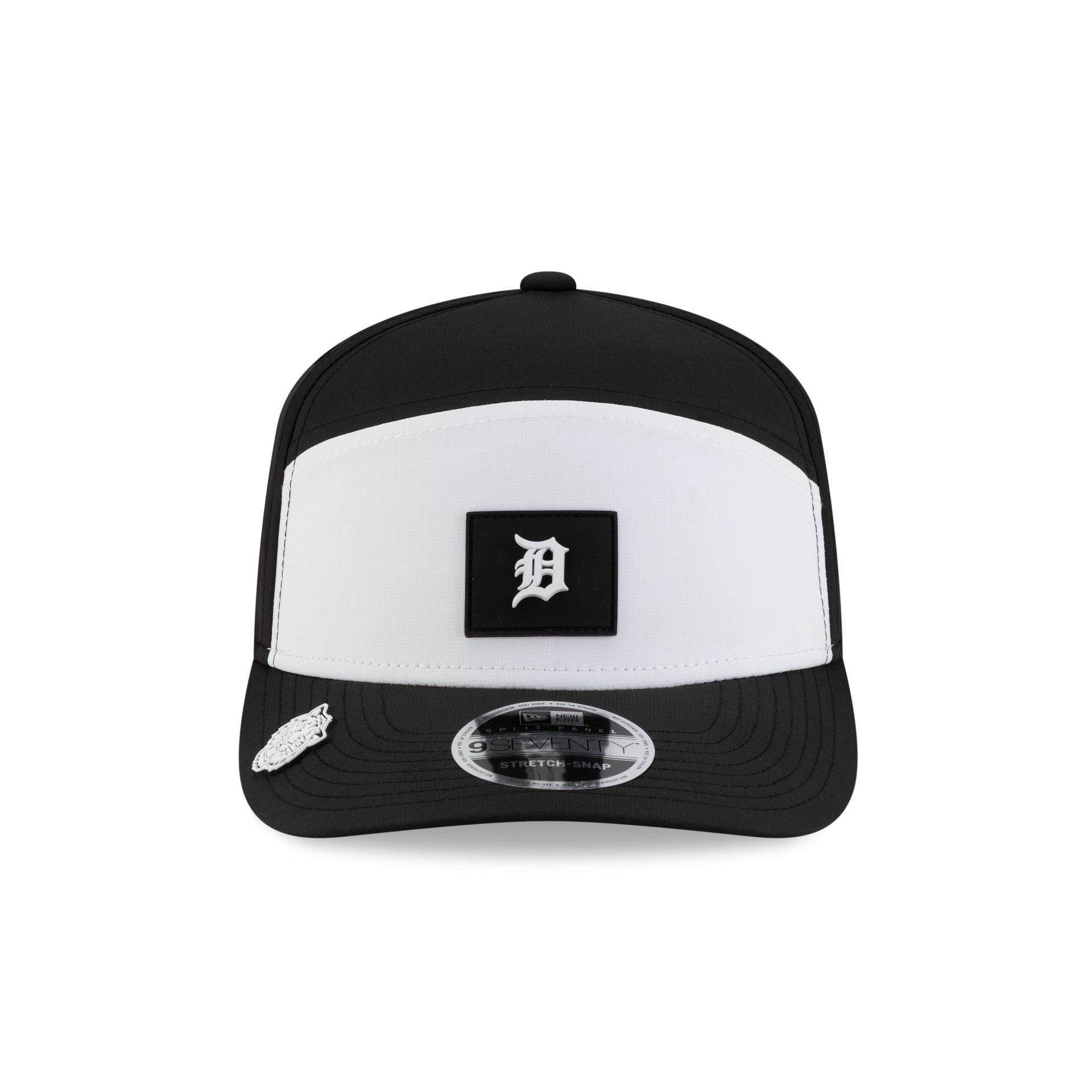 Alternative view of Detroit Tigers 2026 Clubhouse Black & White Split Panel 9Seventy Stretch-Snap Hat