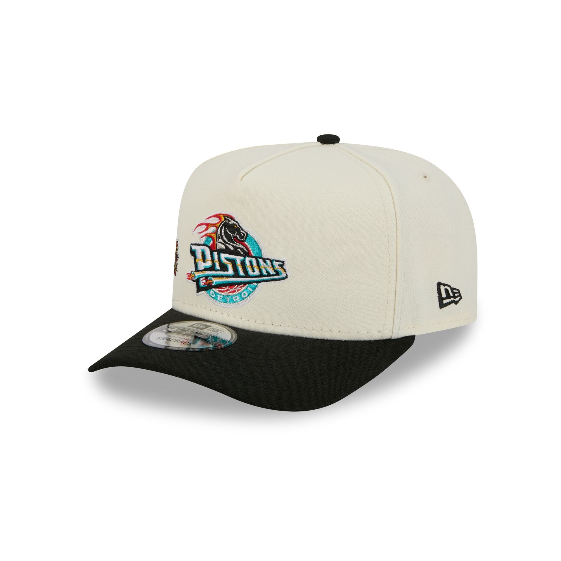 Detroit Pistons 1978-1995 Hardwood Classics Chrome White 9Fifty A-Frame Snapback Hat
