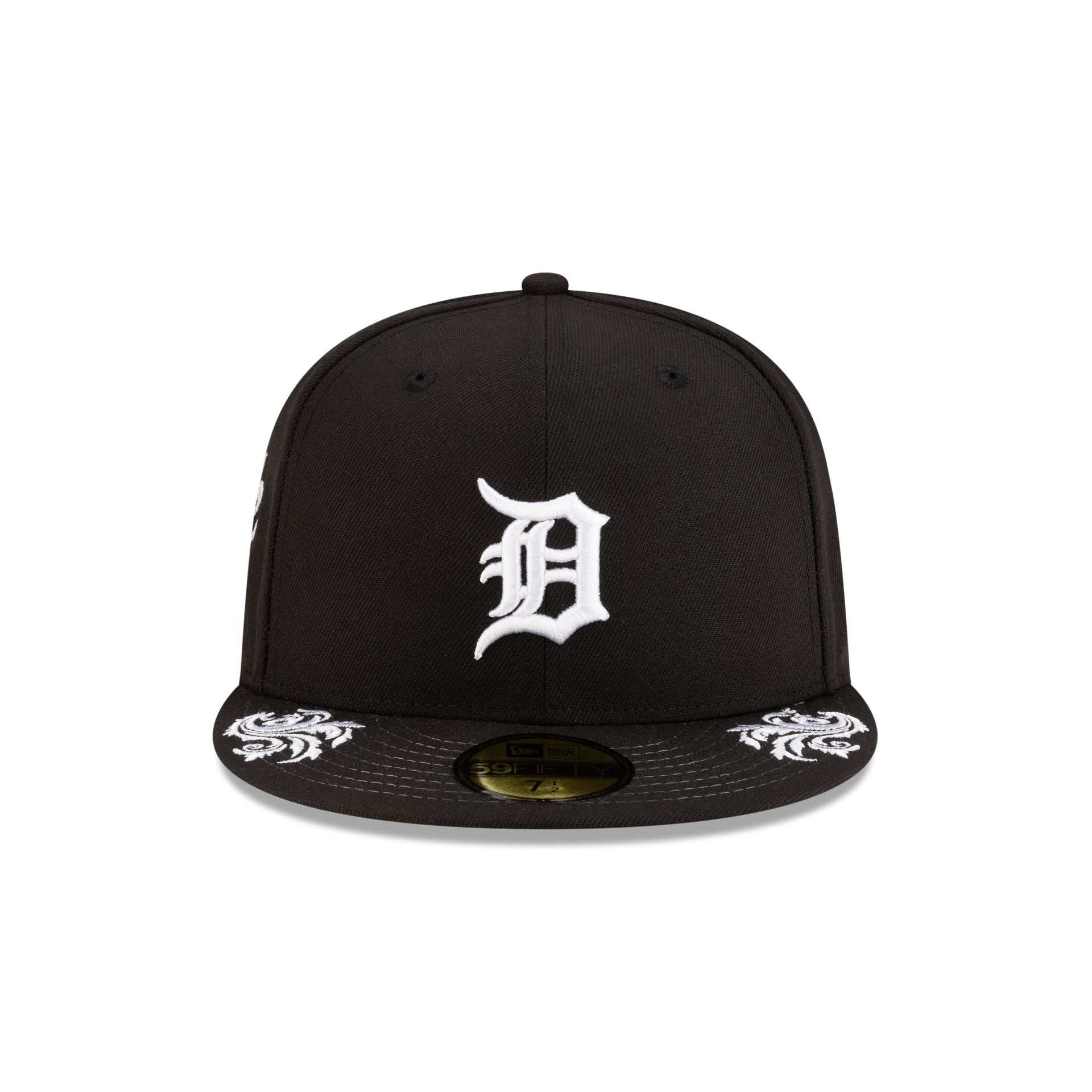 Alternative view of Detroit Tigers Script Black And White 59Fifty Fitted Hat